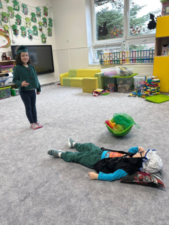 Stali se z nás herci-pohádka O Červené Karkulce